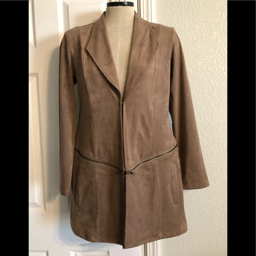 2in1/ NWT/ Simply Noelle Woman/ S, faux suede/ size S (8-10)